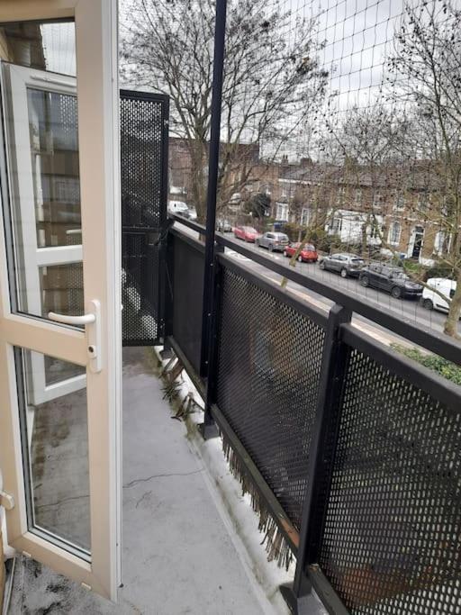 Wilmot Close Лондон Экстерьер фото