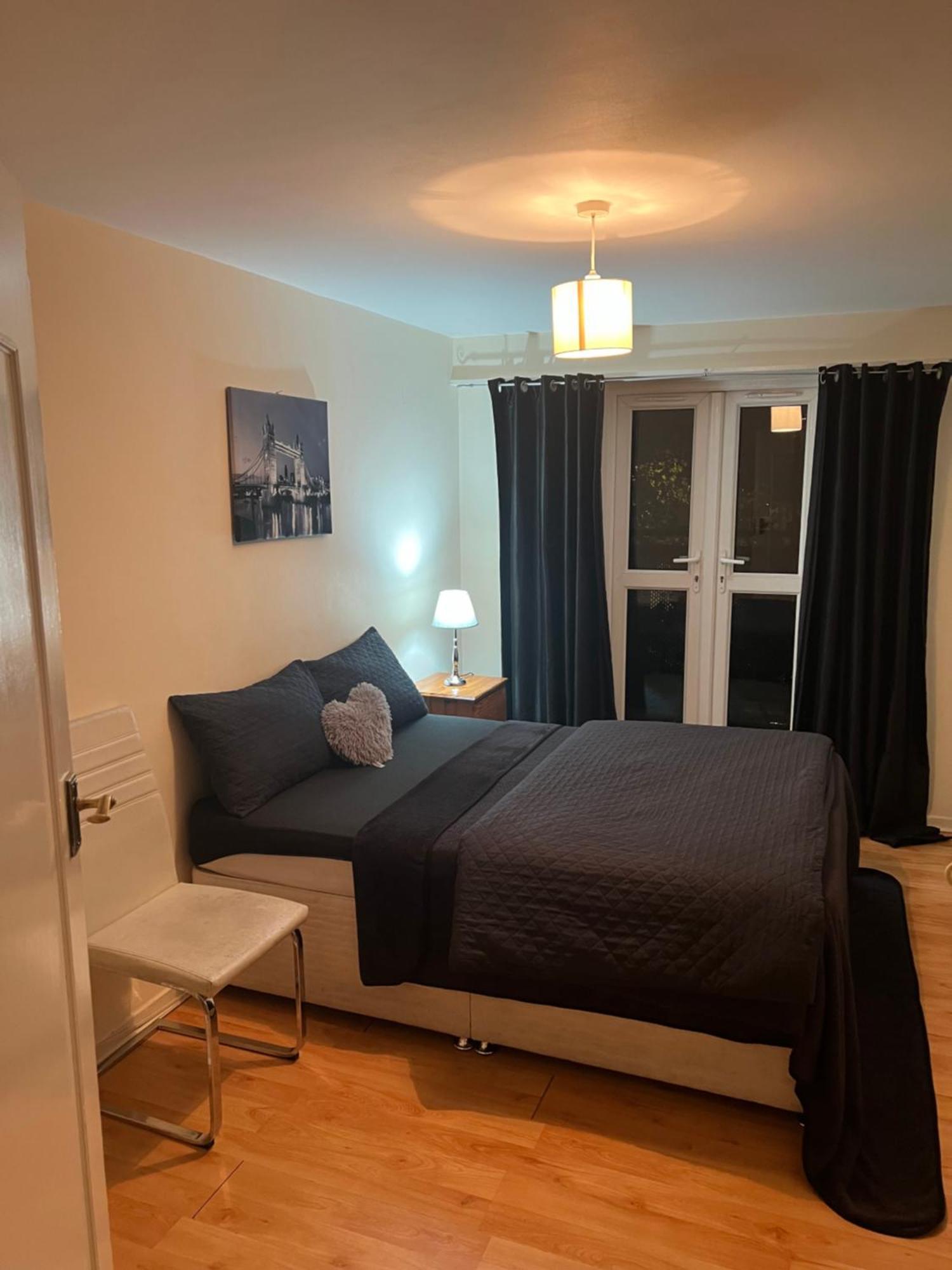 Wilmot Close Лондон Экстерьер фото
